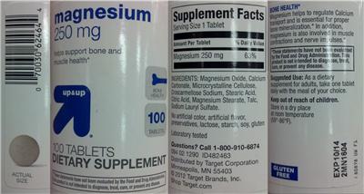 Photo of the up&up Magnesium 250 mg label